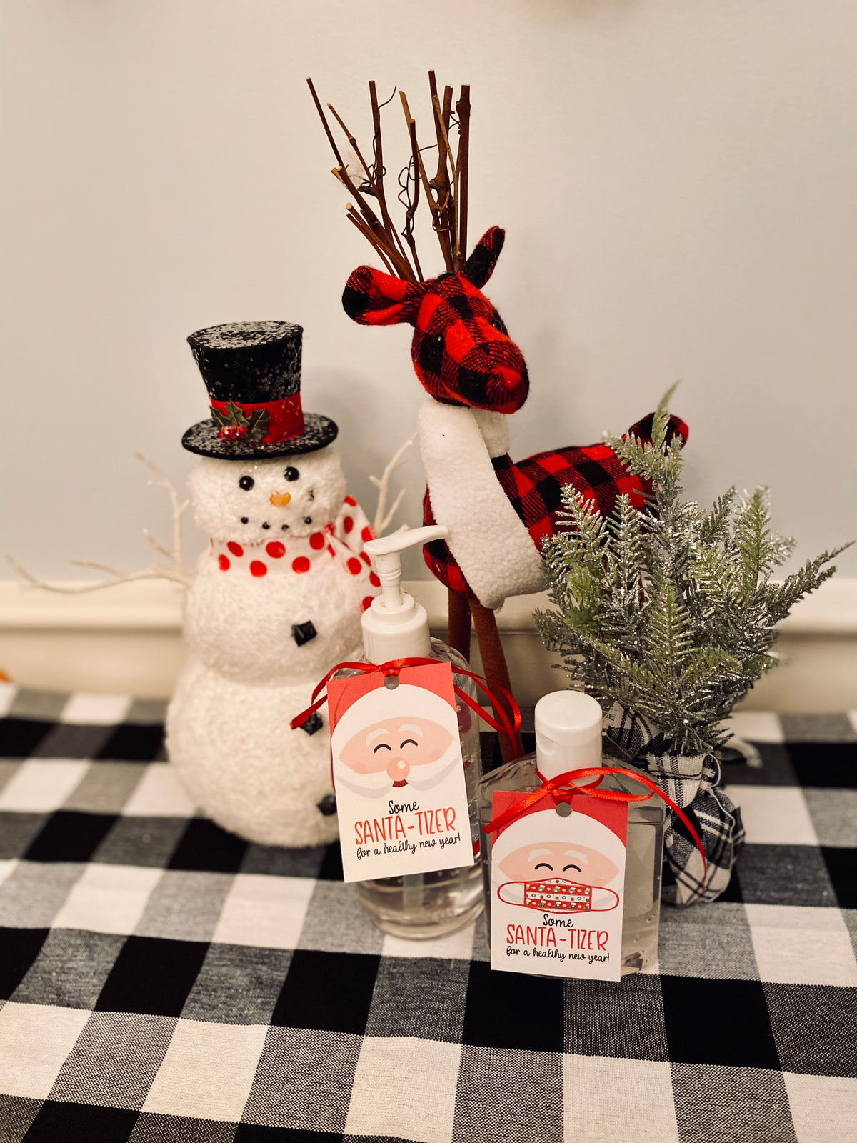 FREE Santa-Tizer Printable Hand Sanitizer Easy Christmas Gift Idea - Your Main Event